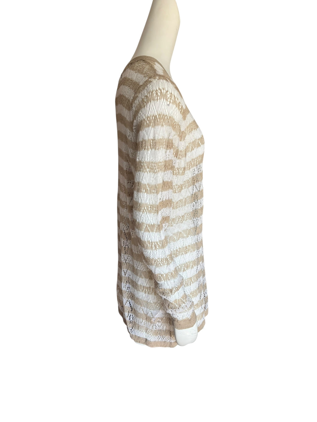 Beige and White V-Neck Delicate Knit Top Size XL