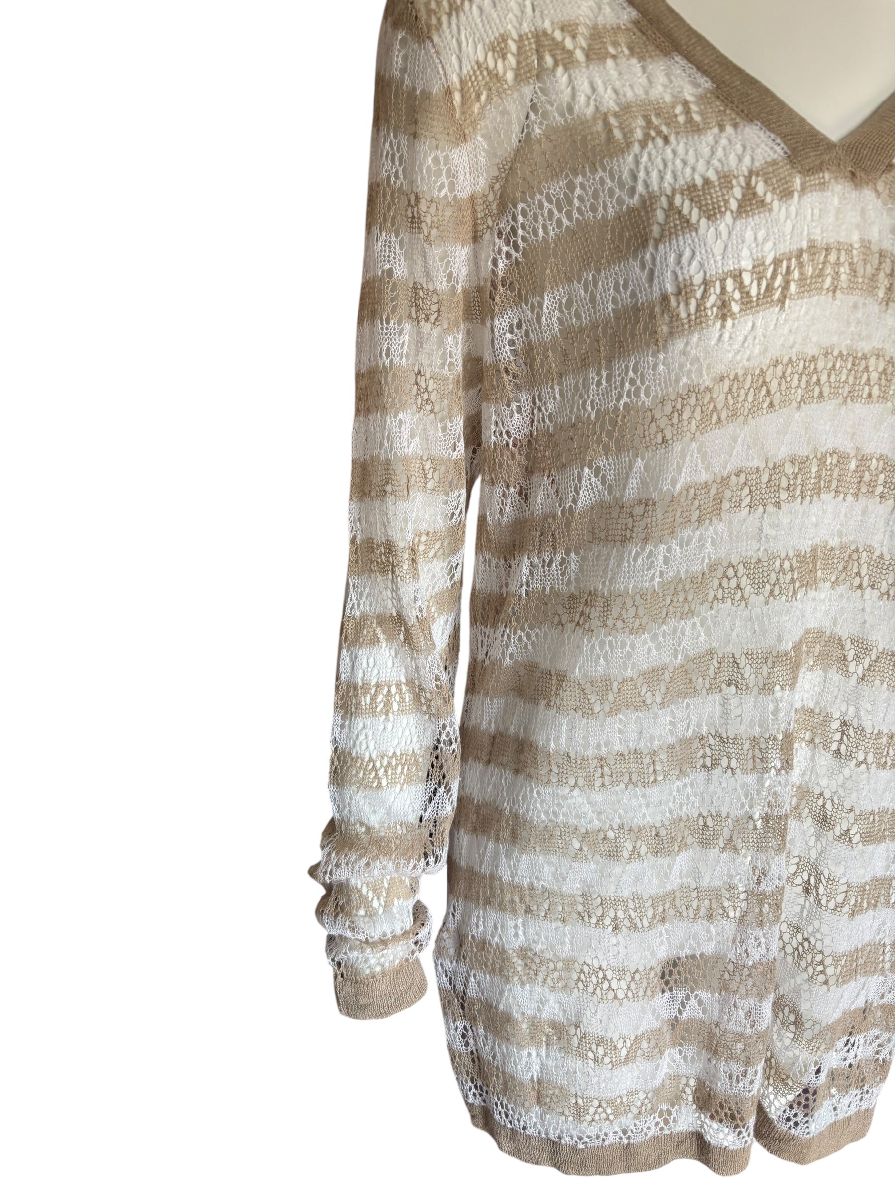 Beige and White V-Neck Delicate Knit Top Size XL