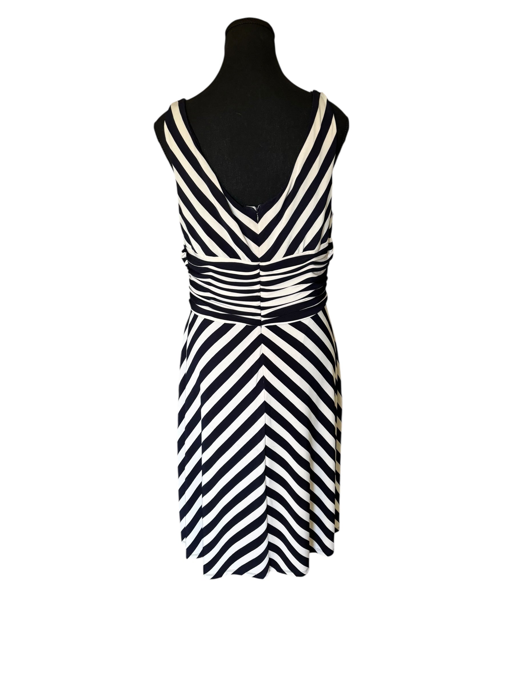Jones New York Black and White Sheath Sleeveless Midi Dress V-Neck Sleeveless 12