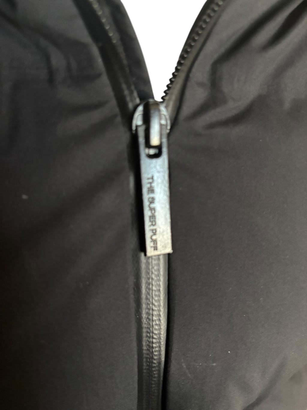 Aritzia THE SUPER PUFF Black Puffer Hooded Jacket Down Fill Parka Size Large