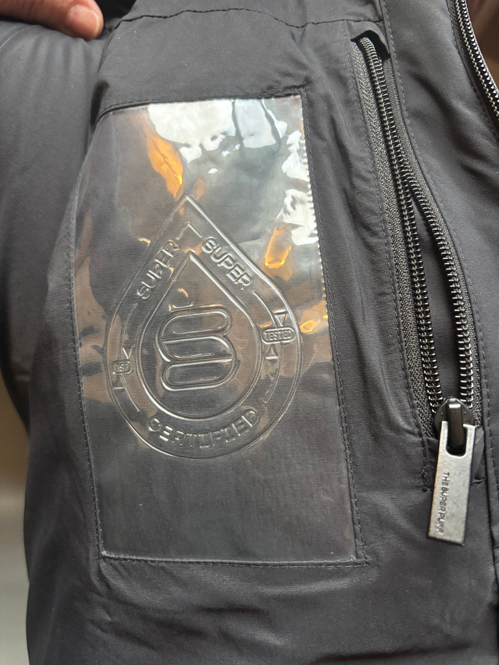 Aritzia THE SUPER PUFF Black Puffer Hooded Jacket Down Fill Parka Size Large