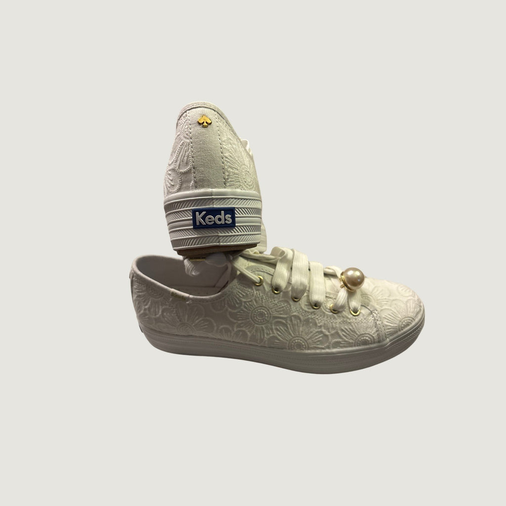 Keds Kate Spade Triple Kick White Floral Eyelet Pearl Sneakers WF66108 Size9.5