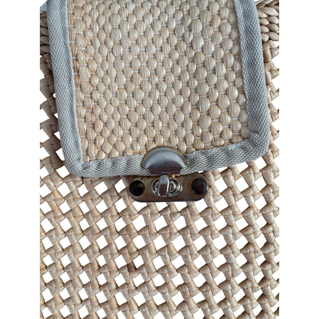 Vintage Made in Italy Woven Straw Handbag Wooden Handle Lattice Raffia Bag
