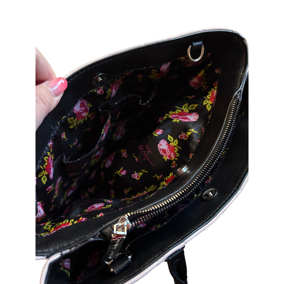 Betsey Johnson Quilted Heart Satchel Bag Pink Black Floral Lining Crossbody