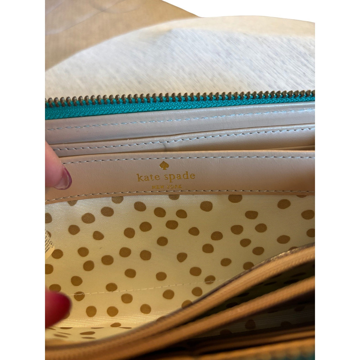 Kate Spade Mikas Pond Lacey Green Leather Zip Around Wallet WLRU1153
