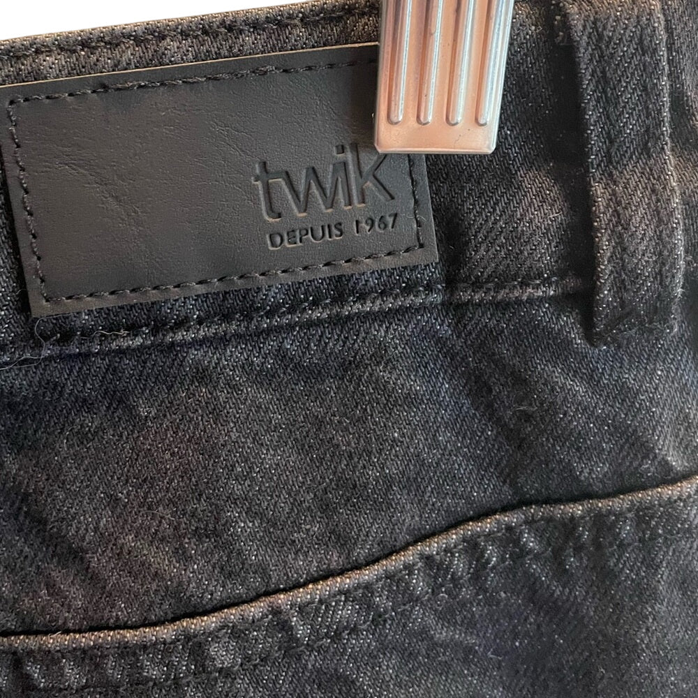 TWIK Old School Vintage Mom Fit Jeans Black Wash Size 30