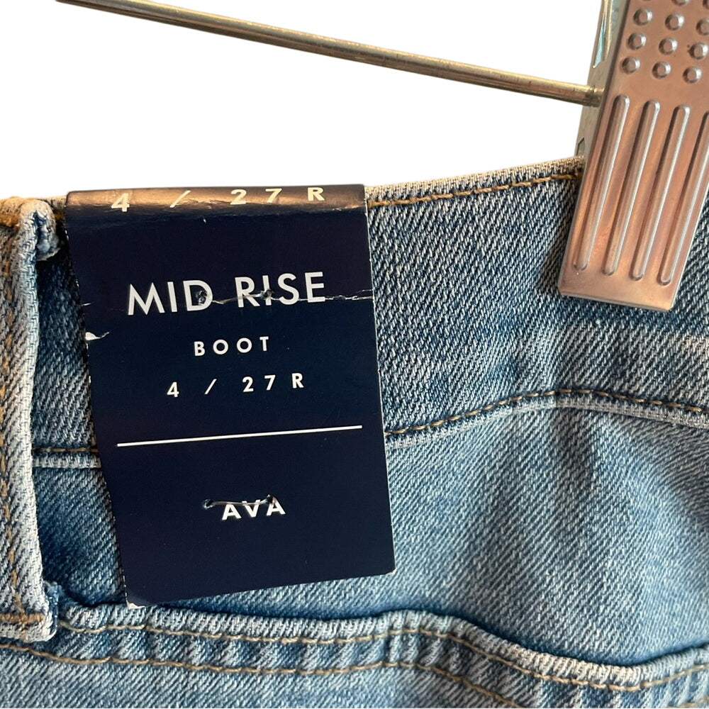 Lucky Brand Ava Mid Rise Bootcut Jeans Distressed Light Wash Size 4 27